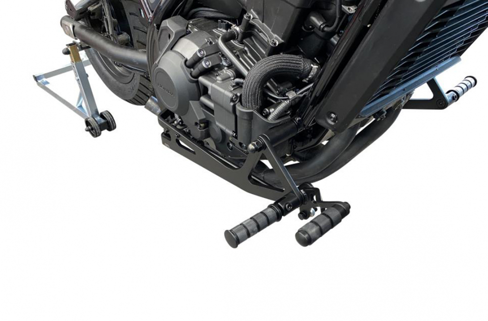 MB vorverl. Fußrasten /  Honda CMX 1100 Rebel / Ness Style gefräst / 30 cm / schwarz glanz / DCT - Automatik / SC83 / ABE