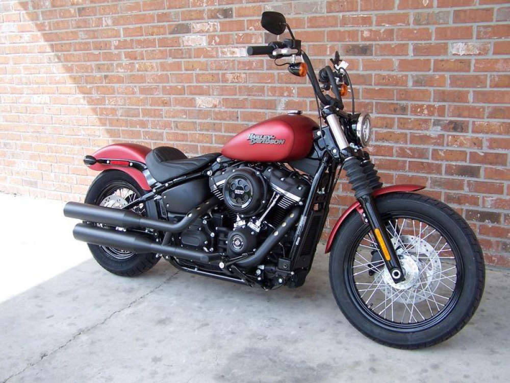 Black Sale: MILLER 2-2 - Independence - black-black - Euro 4 / Harley Street Bob / SlipOn Auspuff 107 CUI / EG-BE