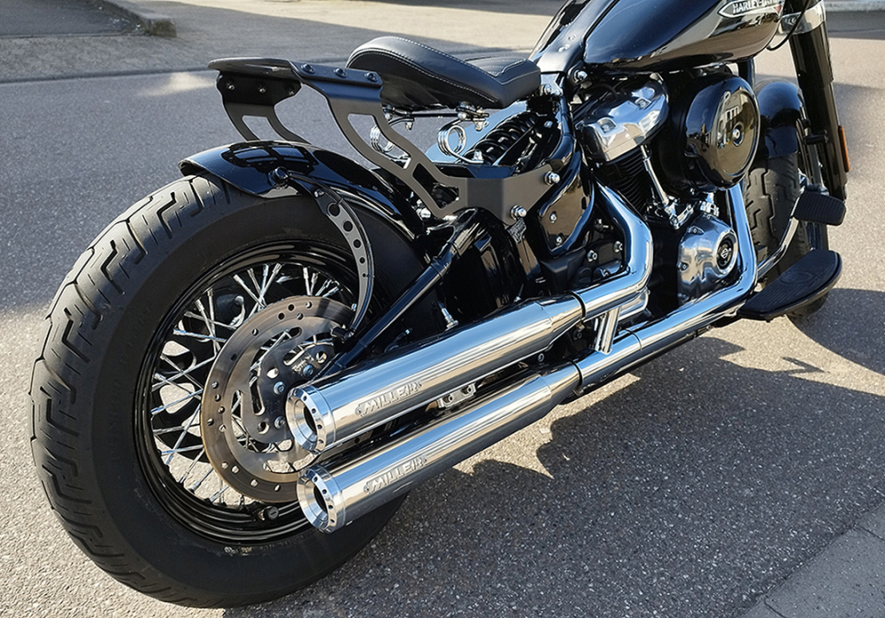 Custom - Gepäckträger V2 - Bobber / Harley Softail - (ausser Rocker, Breakout) 08 - 17 / mit Bobber - Fender / 200/18" / black