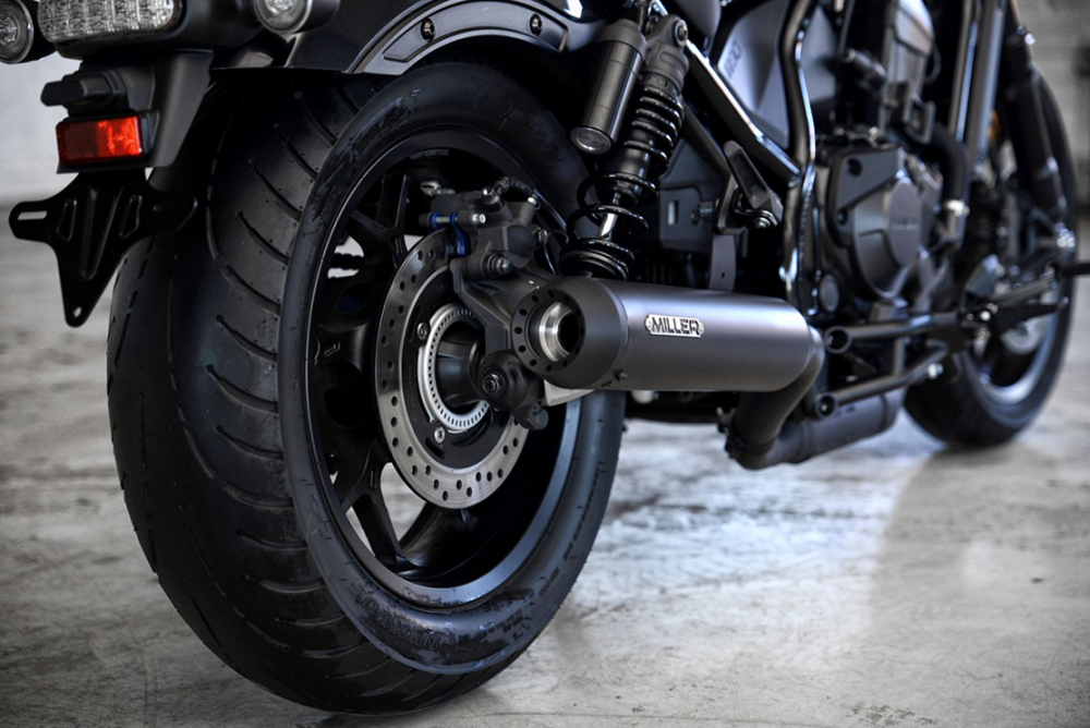 T-Black-Black-Sale: MILLER - 2-1 - BREAKER II / Honda CMX 1100 Rebel / SlipOn black + Endkappe Tapered black / EURO 5 + / EG-BE