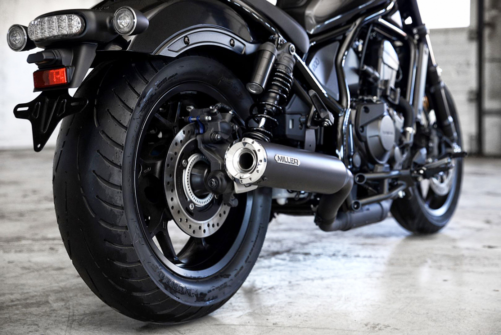 NEU: Black Sale: MILLER - 2-1 - BREAKER II - black + silber / Honda CMX 1100 Rebel / SlipOn / EURO 5 + / EG-BE