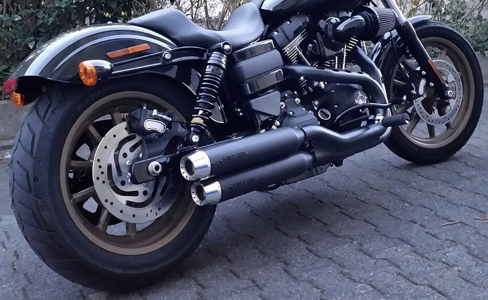 Black Black Sale: MILLER - DAKOTA - 2-2 / schwarz / Harley DynaLOW RIDER S / 110 cui / SlipOn / ABE
