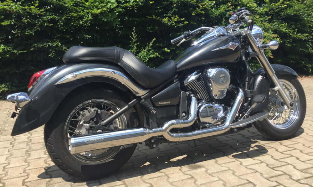 MILLER -  IMPALA - Lang - 2-2 - silber / Komplett-Anlage / Kawasaki VN 900 / mit KAT / EG-BE