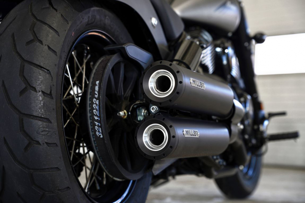 Black Sale: MILLER  Omaha  / EURO 5 - SlipOn / black - black / Indian - Chief Dark Horse - Bobber / 116 cui / EG-ABE