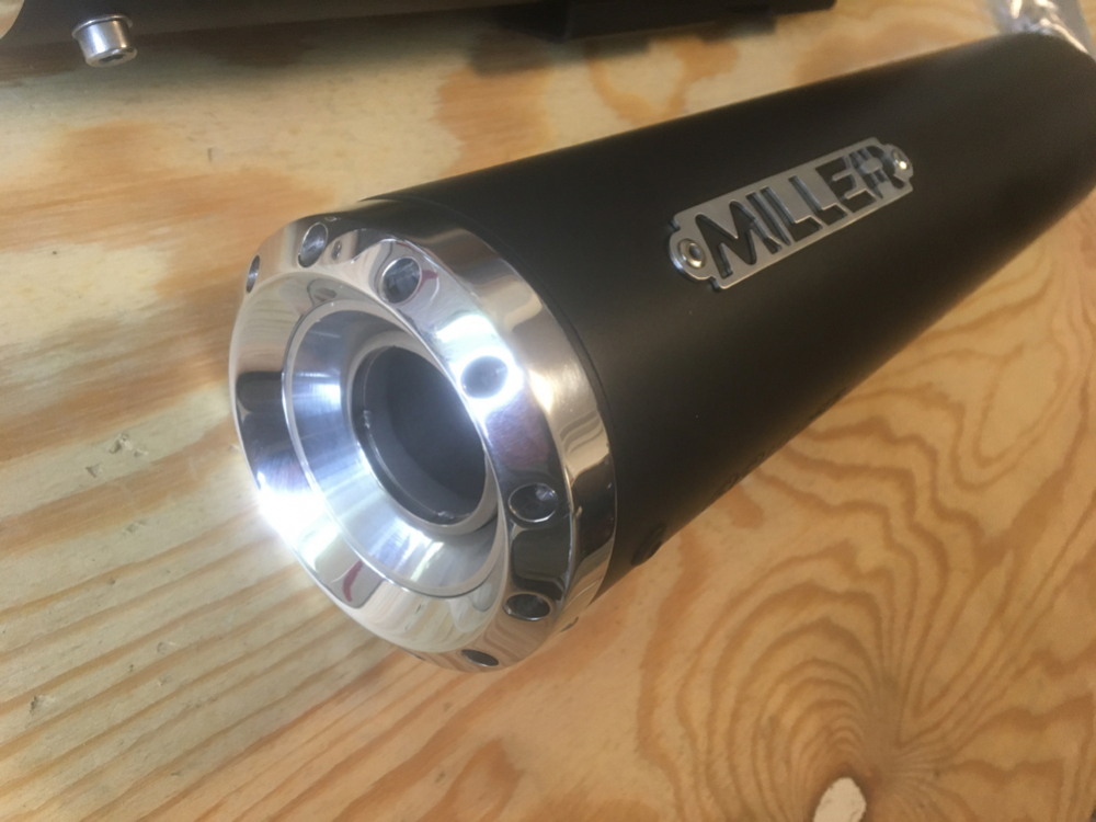 Black Sale: MILLER Silverado II - SlipOn - Harley Sportster XL 883 / 1200 / schwarz / 14 - 16 / EG-BE