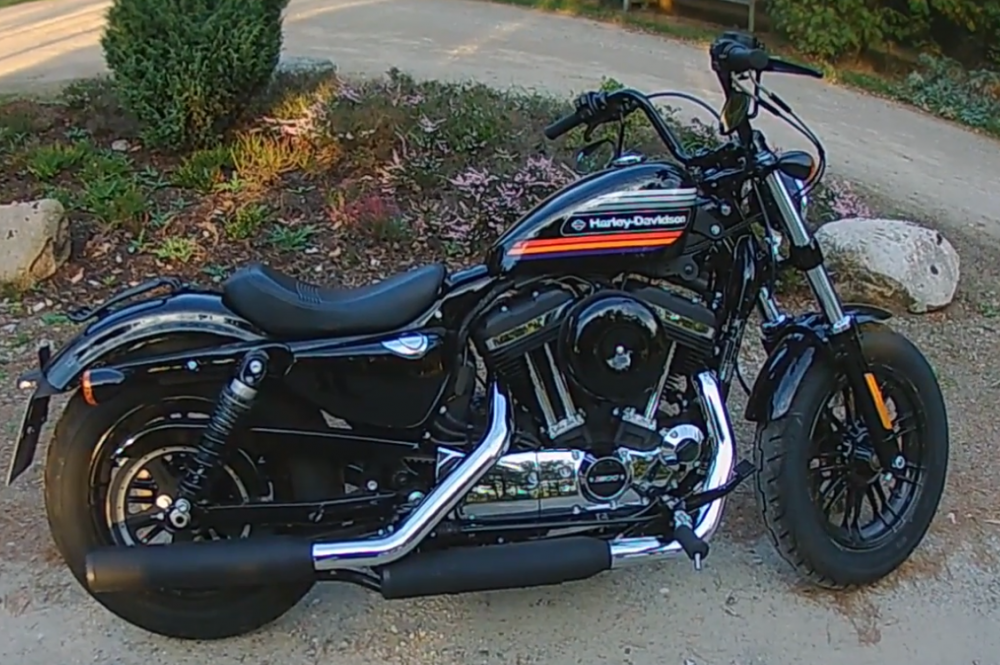 Black Black - Sale: MILLER - Silverado - SlipOn - schwarz-matt / Harley Sportster XL 883 / 1200 / 86 - 03 / EG-BE