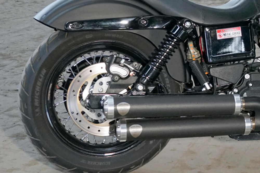 PENZL - Retro Line Auspuffset / verstellbar / schwarz-matt / Harley Dyna + StreetBob / 08-16 / EG-BE