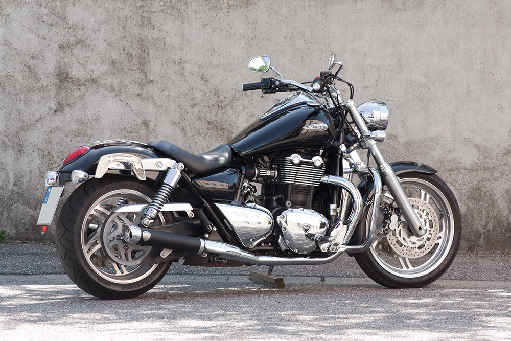 PENZL 2-2 - Retro SlipOn Auspuff / black / KAT / Triumph Thunderbird 1700 Storm / EG-BE