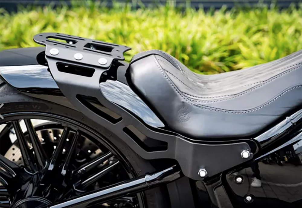 Custom Gepäckträger V2 / Harley-Davidson Softail - 08-17 (außer Rocker & Breakout) flacher Steel Fender 240 / 260 /18"