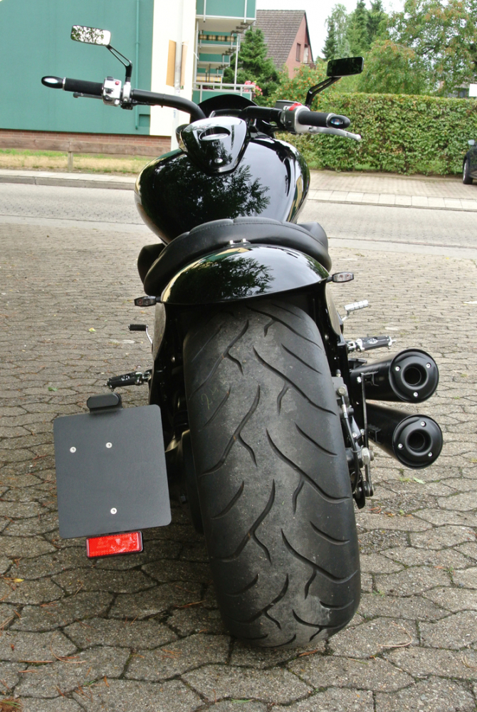 TB Heckfender Hardrace + Sitz / 280 / GFK / SUZUKI VZR 1800 M / TÜV - Gutachten