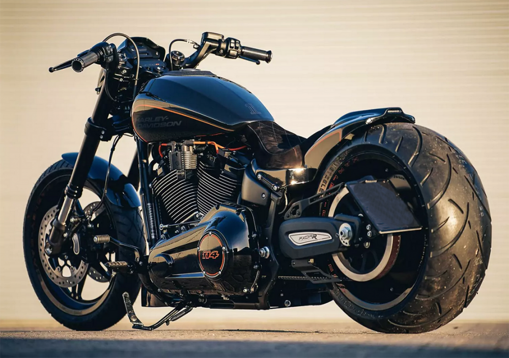 NEU 2024: seitl. BR - Kennzeichenh.- Komplett-Set - Medium Bull / schwarz / HD Softail FXDR ab 19 - 20 / Tüv