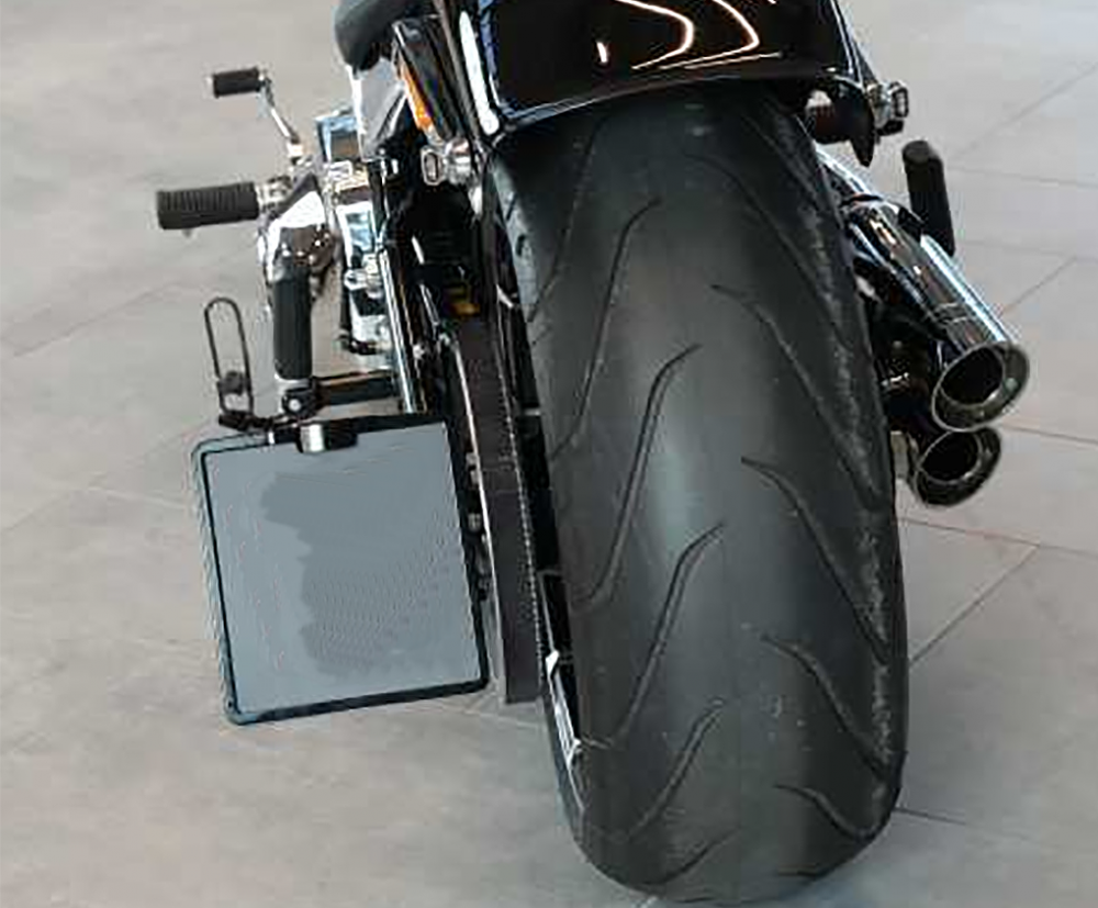 NEU 2024: seitl. BR - Kennzeichenh. Grundhalter - Medium Bull - stabil / schwarz / HD Softail / 08 - 17 / TÜV