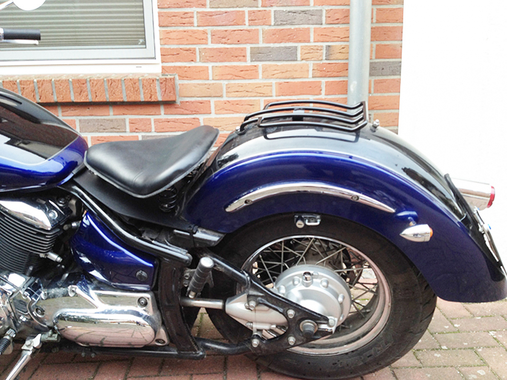 BR - Schwingsattel - Rahmenplatte - flach - 3 mm - schwarz / Yamaha XVS 1100 Classic - Heckfender