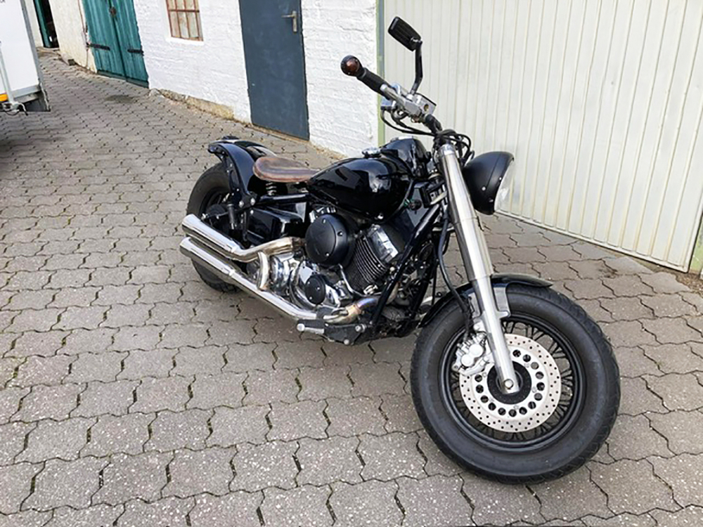 Yamaha XVS 650 Dragstar Classic - Black Bobber - Schwingsattel-Umbau / 20.000 km / Tüv neu