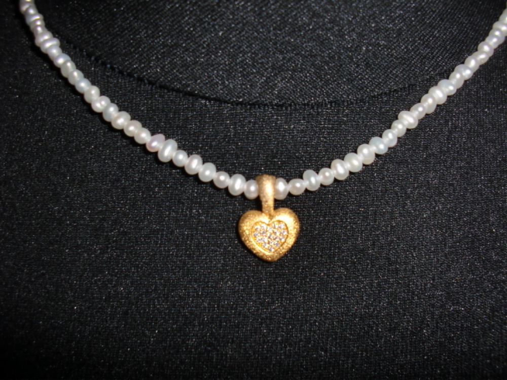 Perlenkette Collier / Goldschmiede Schmuck Bernd Wolf / Kette Herz Zirkonia