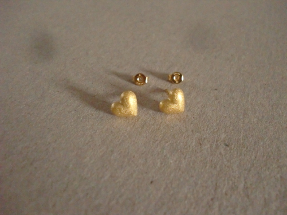 Ohrstecker Herz / Goldschmiede Manufaktur Bernd Wolf / Schmuck