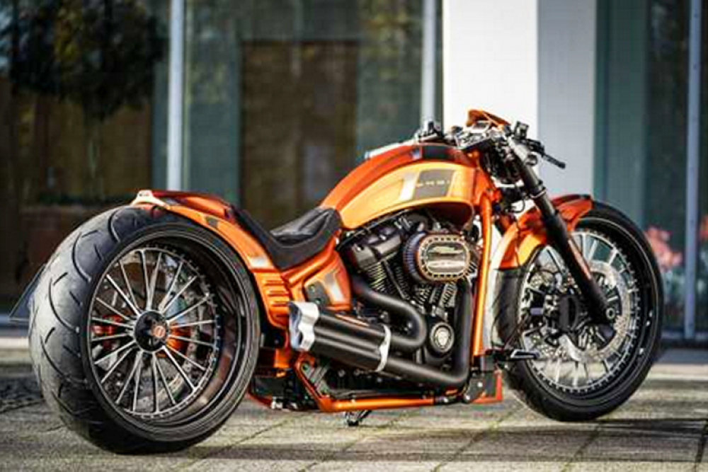 TB Heckfender GP-Style / Breakout, Fat Boy & FXDR / 260 mm / 18" Rad / ab 2018 / mit Rücklicht + Blinker / Tüv