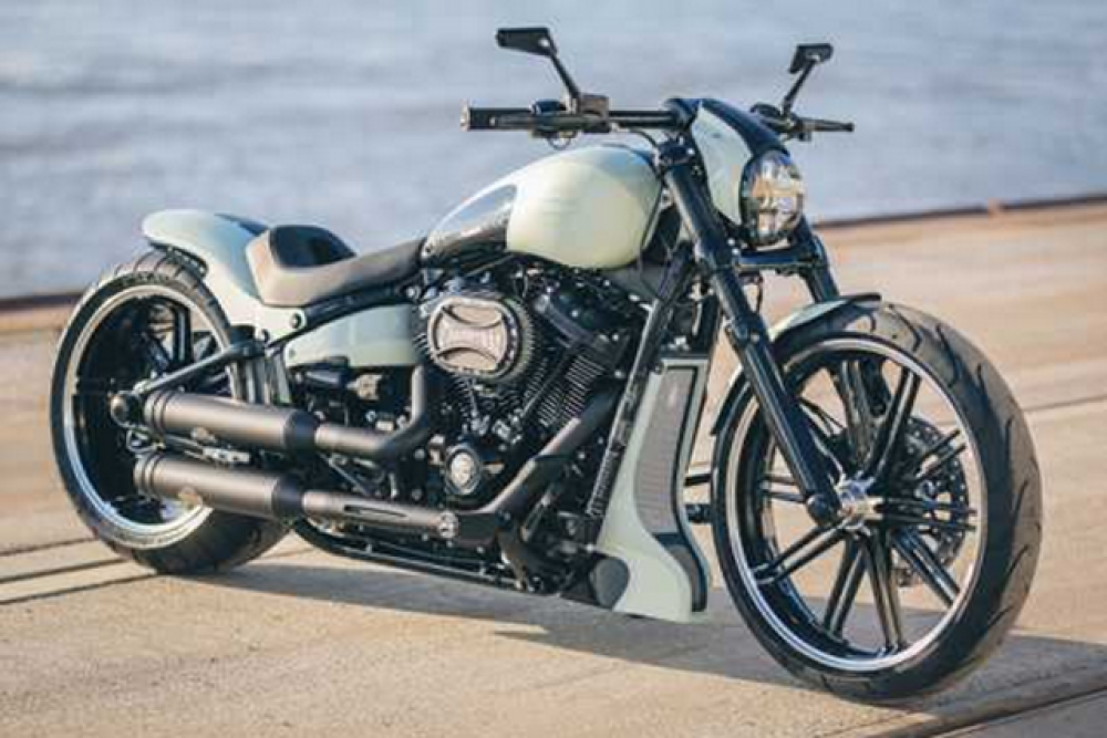 TB - Headlamp Cap / schwarz / Harley Breakout / FXBR/S ab 2018