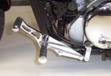MB vorverl. Fußrasten / 25 cm / Ness Style gefräst / chrom / Kawasaki VN 1500 Classic / VNT50D / ABE