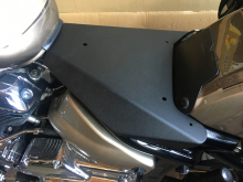 Nur bei uns: BR - Schwingsattel - 3D - Rahmenplatte / schwarz / Yamaha XVS 1100 / alle Heckfender