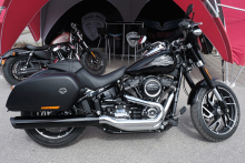 PENZL - V2-Speed Auspuffset elekr. verstellb. / black ceramic / Endkappe black / Harley Sportglide / ab 2018 / EG-BE